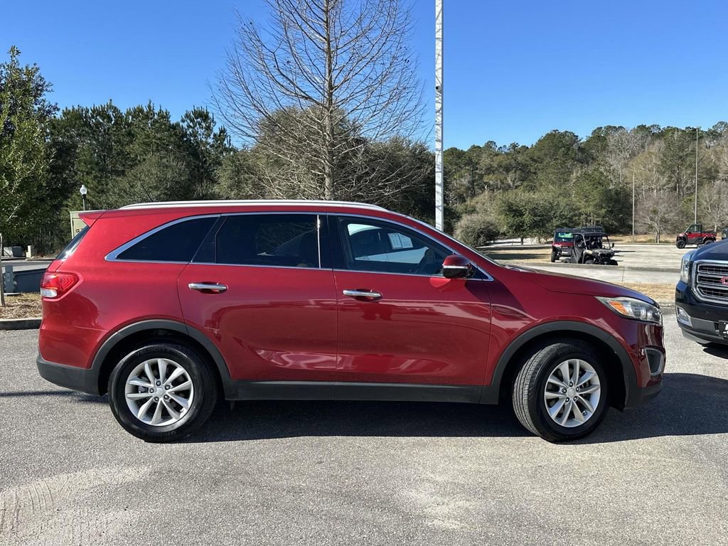 Used 2017 Kia Sorento LX image 33