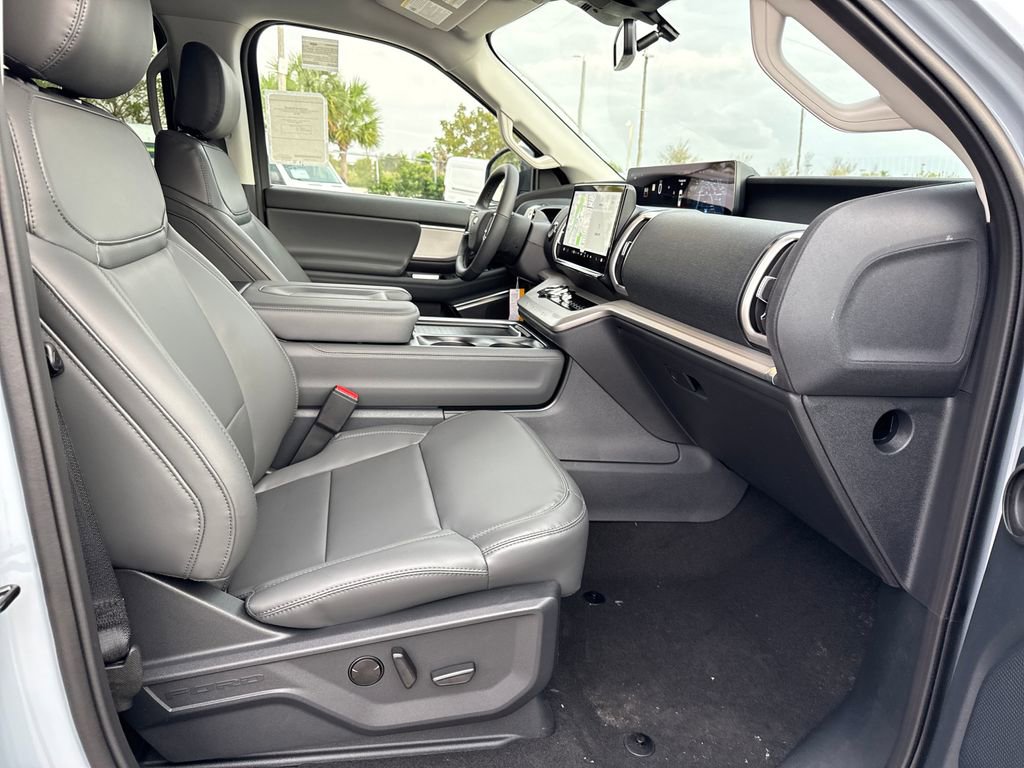New 2026 Ford Expedition Max Active image 22