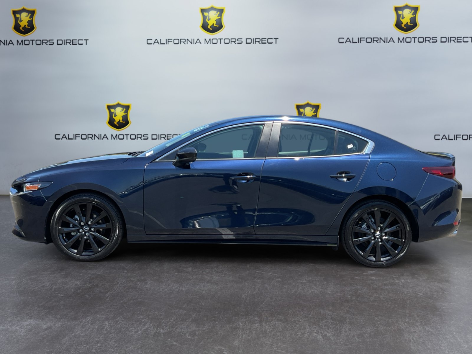 Used 2024 MAZDA MAZDA3 s FWD image 8
