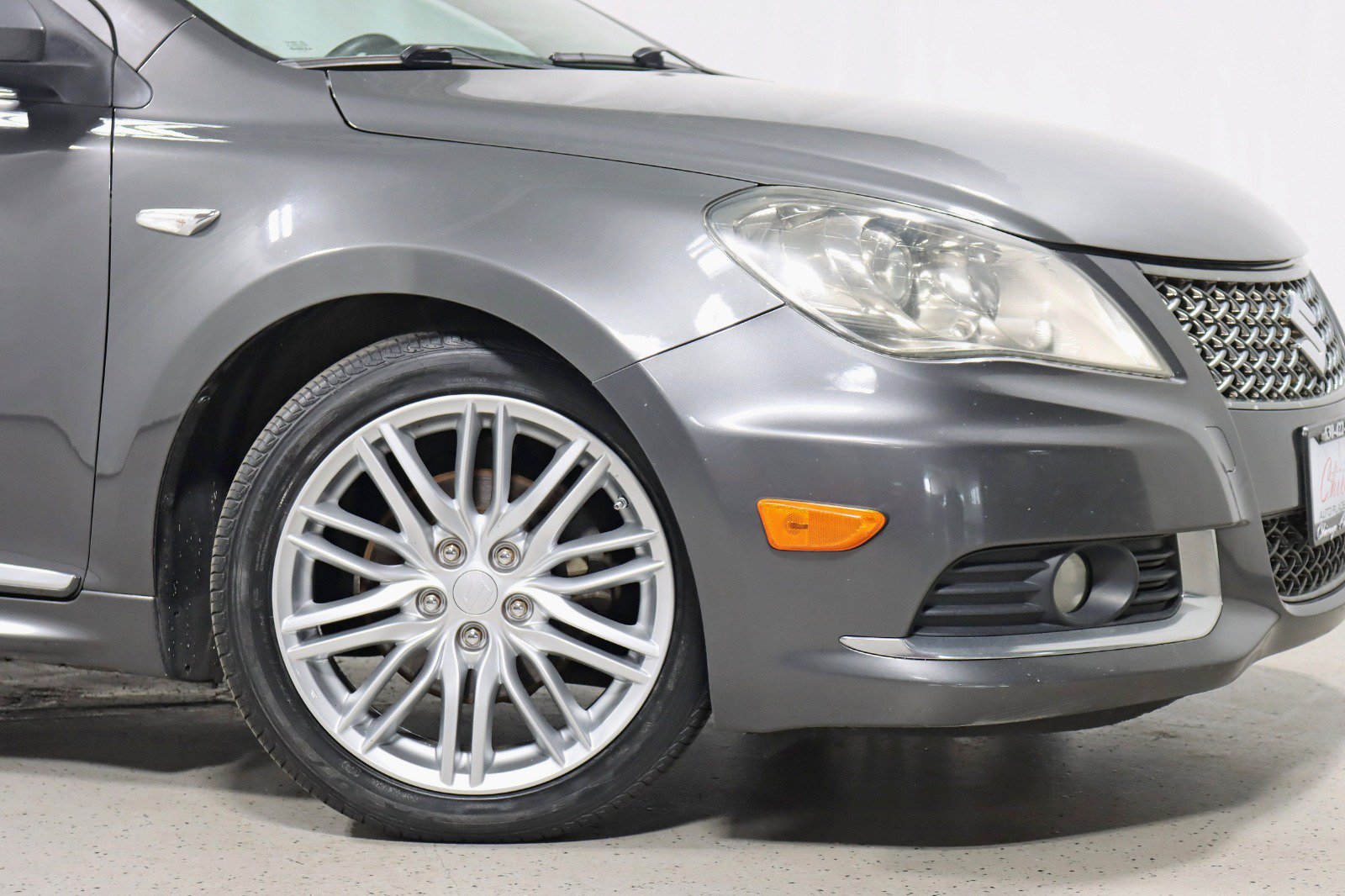 Used 2011 Suzuki Kizashi Sport GTS AWD/4WD image 5