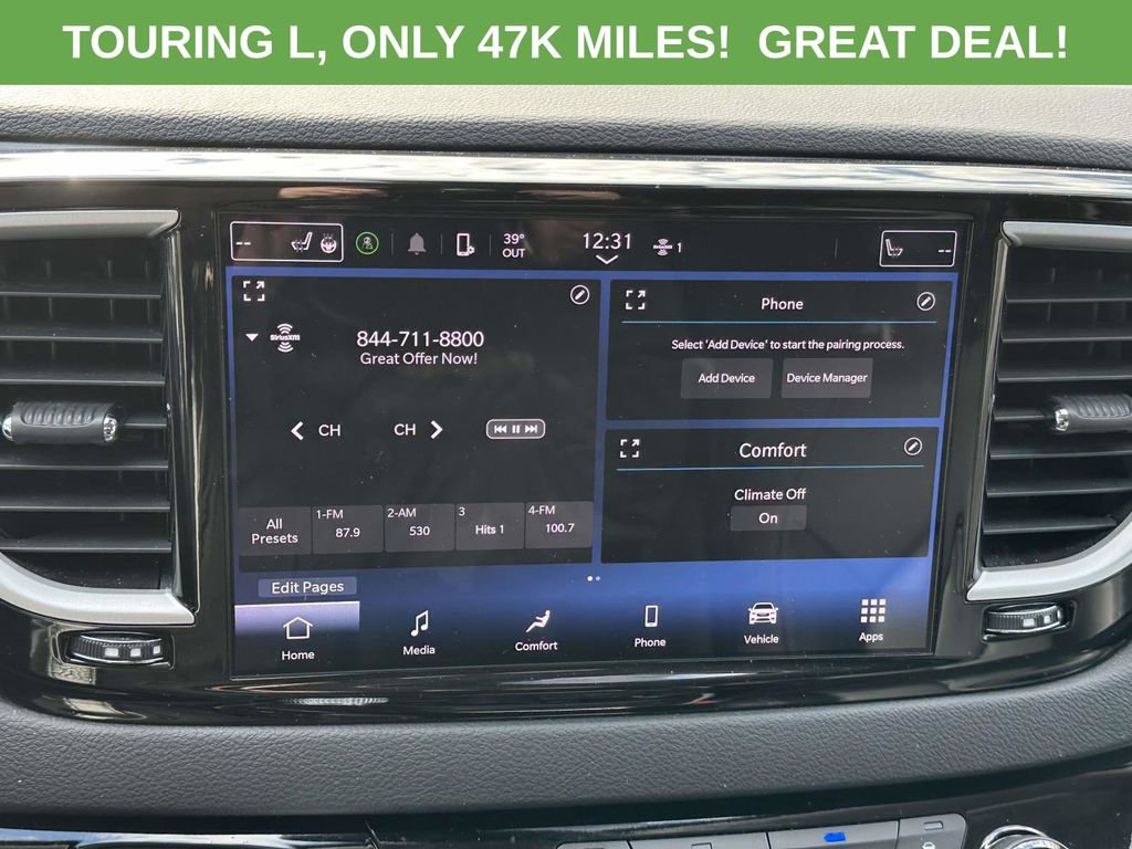Used 2024 Chrysler Pacifica Touring-L FWD image 21