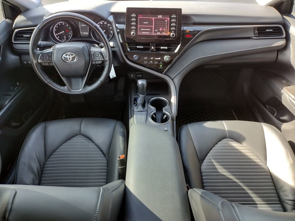 Used 2023 Toyota Camry SE FWD image 5