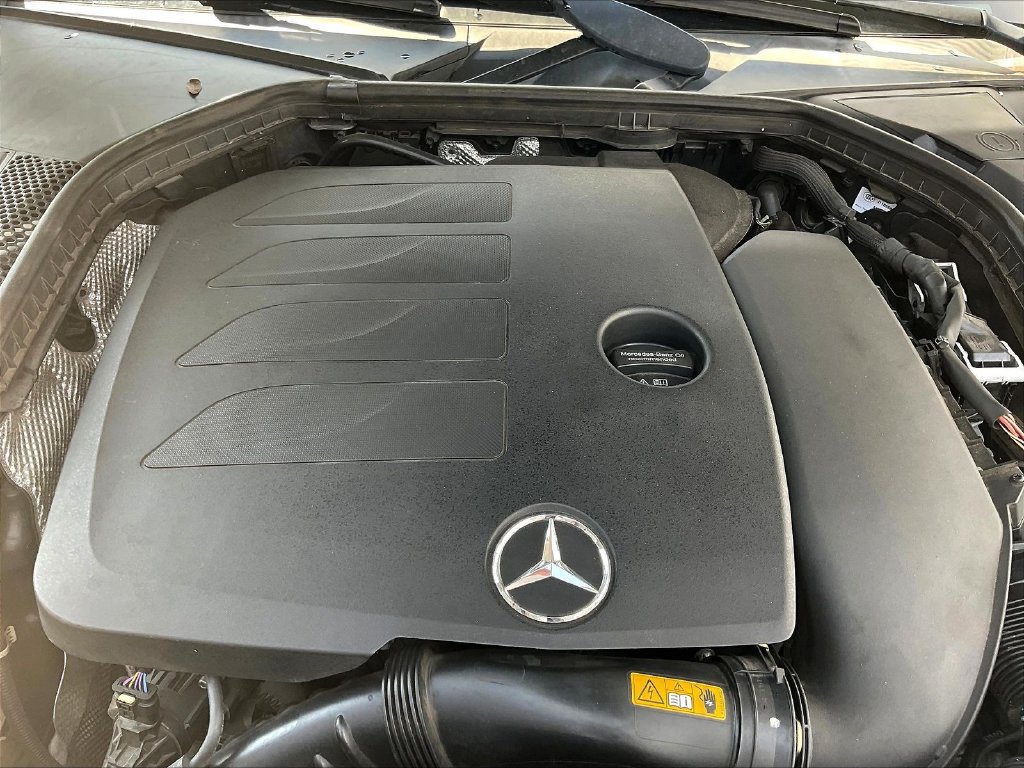 Used 2019 Mercedes-Benz C 300 Sedan image 31