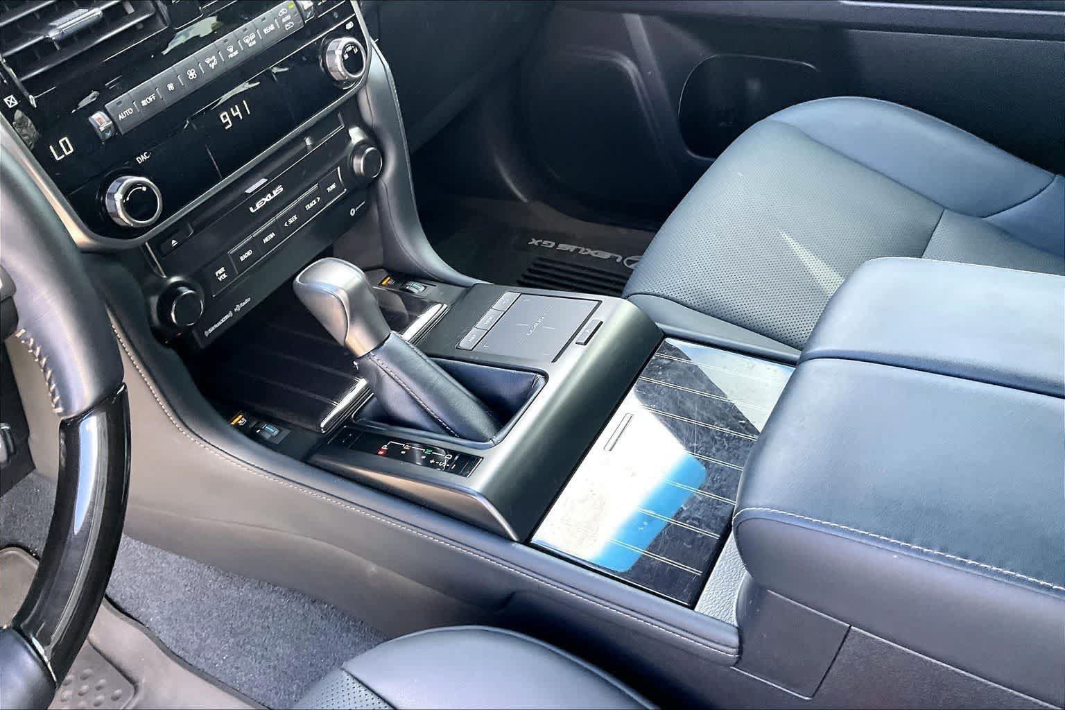 Used 2023 Lexus GX 460 Premium AWD/4WD image 16