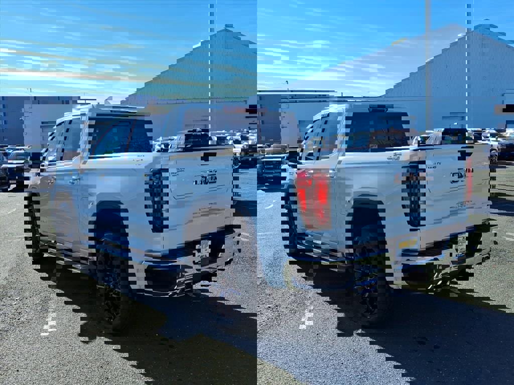 New 2026 GMC Sierra 1500 SLT w/ SLT Premium Plus Package image 5