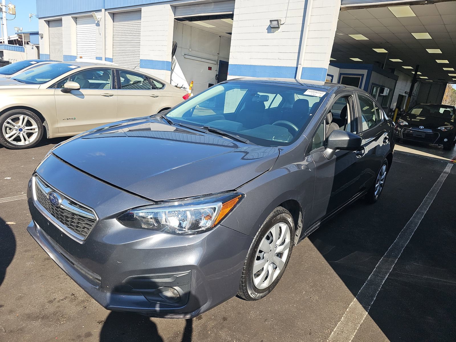 Used 2019 Subaru Impreza 2.0i image 2