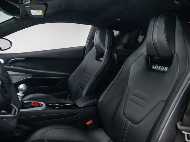Used 2025 Lotus Emira RWD image 17