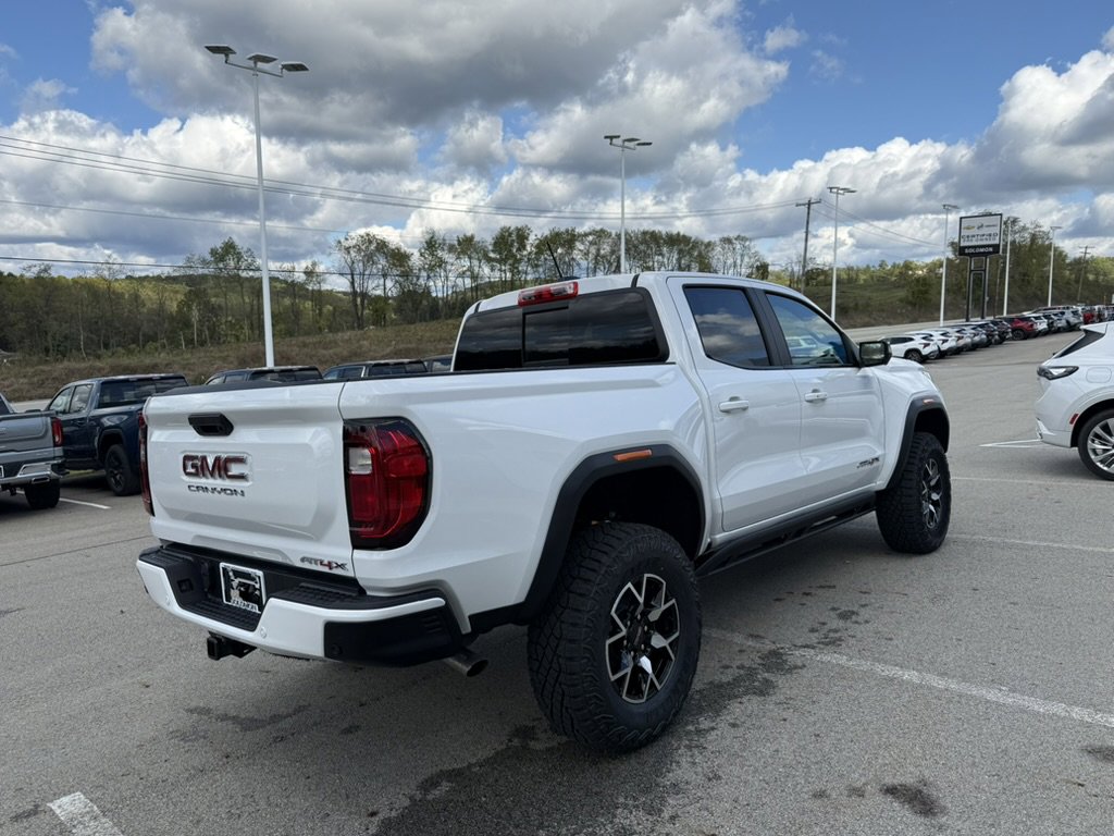 New 2026 GMC Canyon AT4X image 5