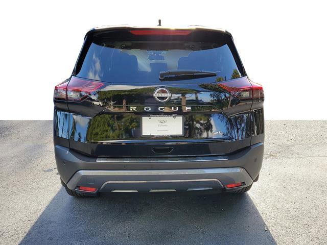 Used 2023 Nissan Rogue SL w/ SL Premium Package image 4