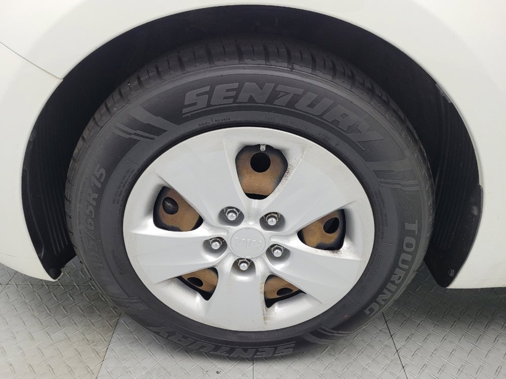 Used 2018 Kia Forte LX FWD image 31