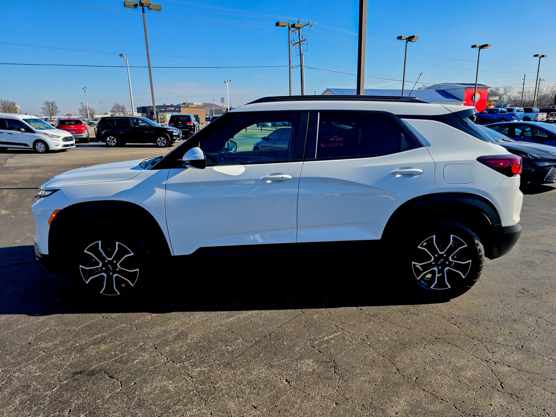 Used 2024 Chevrolet TrailBlazer ACTIV w/ Convenience Package image 28