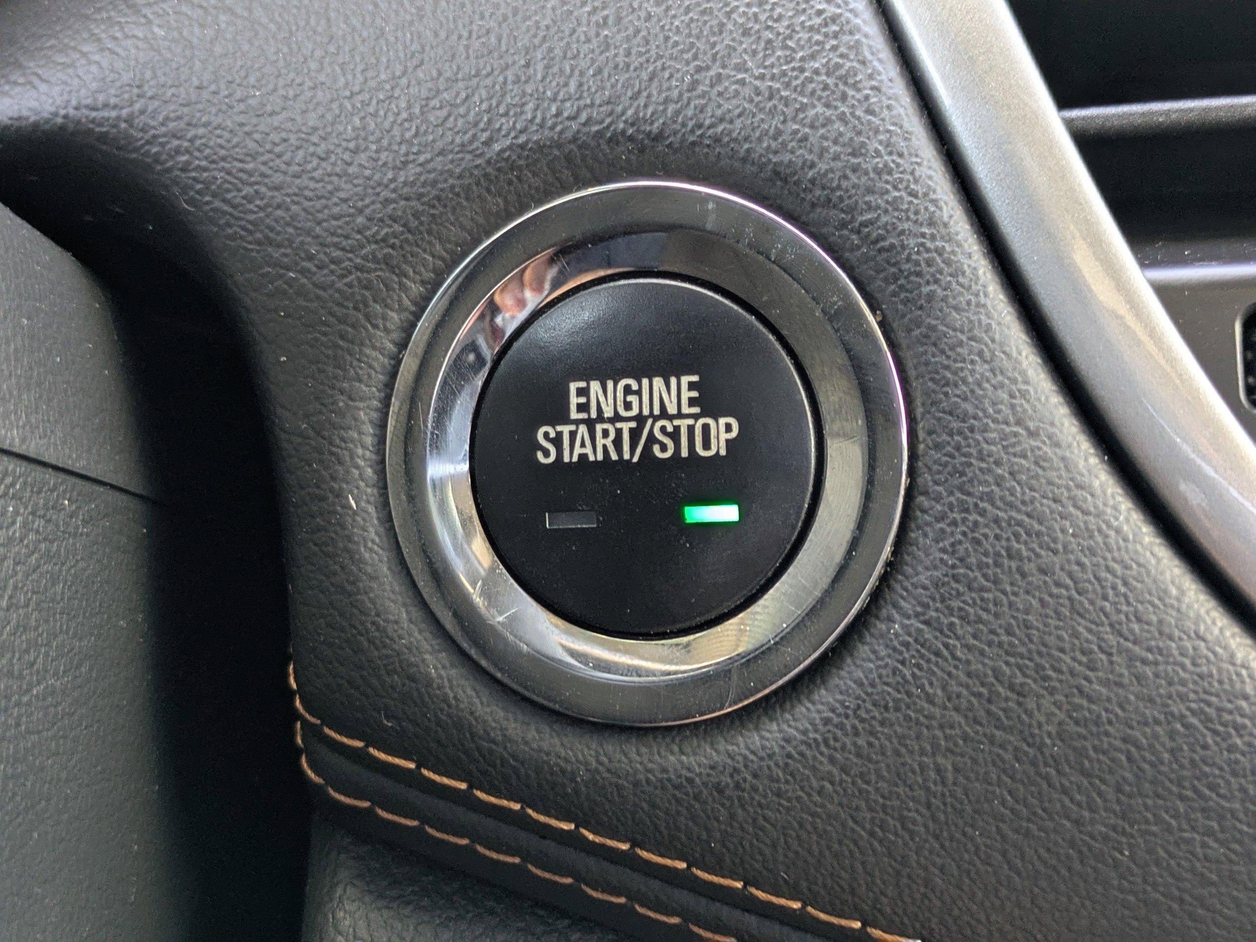 Used 2019 Chevrolet Trax LT w/ LT Convenience Package image 25