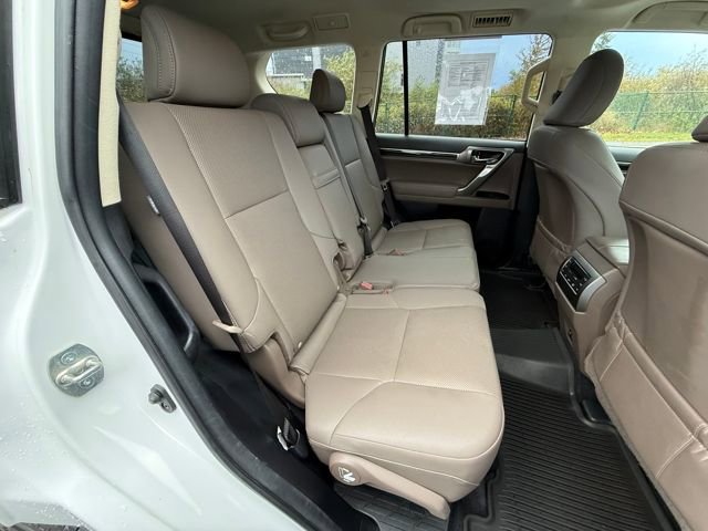 Used 2022 Lexus GX 460 Premium image 13