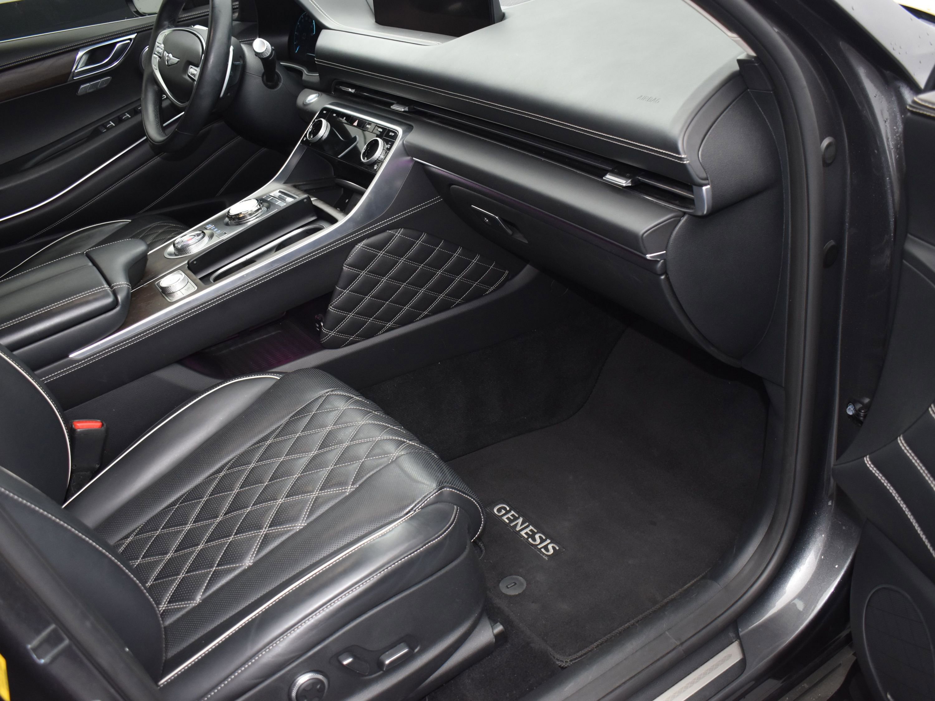 Used 2023 Genesis GV80 3.5T w/ Prestige Package image 11