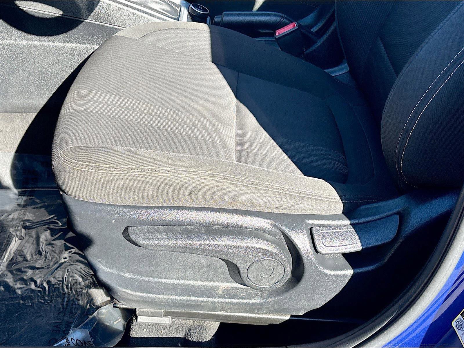 Used 2021 Hyundai Venue SEL image 19