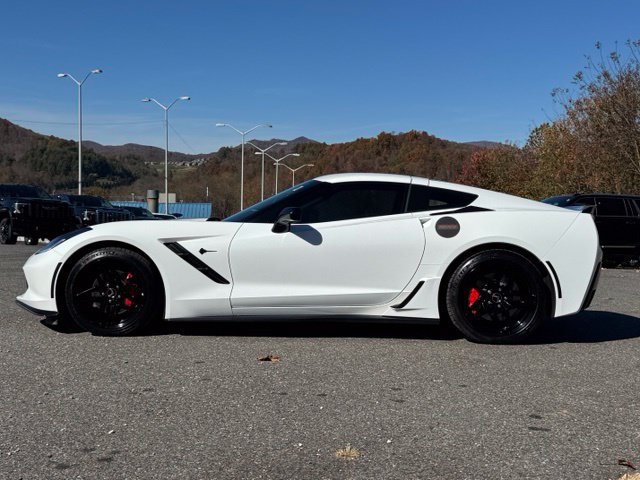 Used 2015 Chevrolet Corvette Stingray Coupe RWD image 23