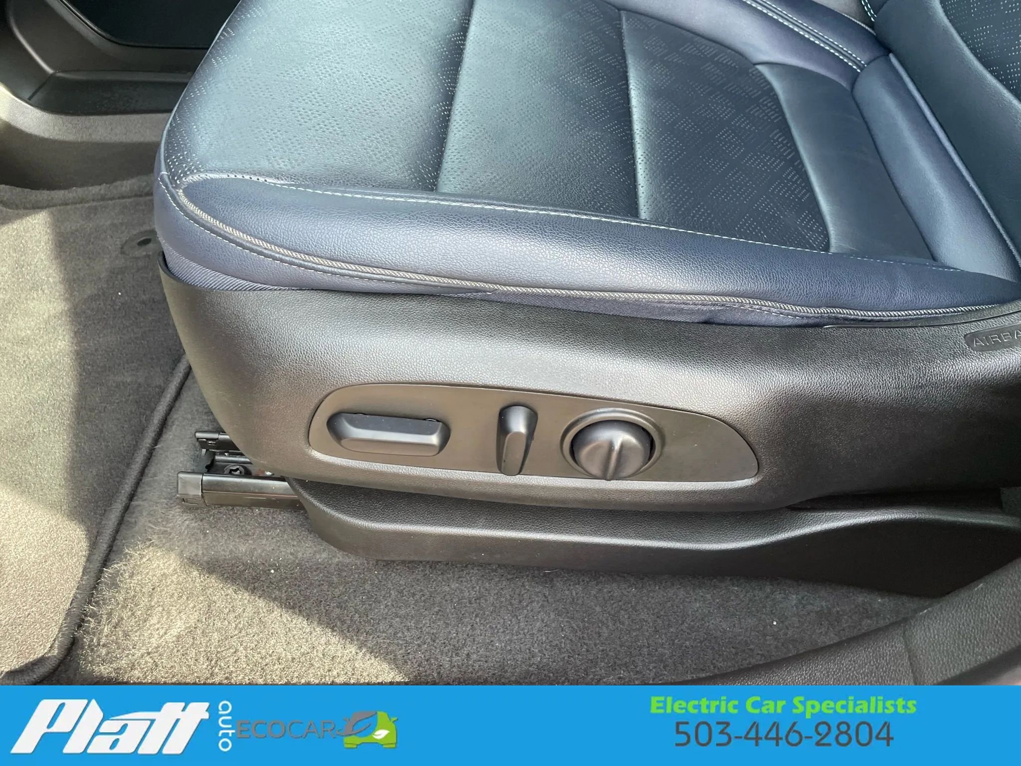 Used 2022 Chevrolet Bolt EUV LT w/ Convenience Package image 24