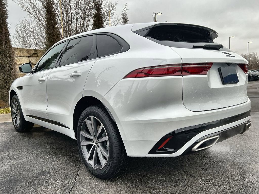 Used 2025 Jaguar F-PACE R-Dynamic S image 3