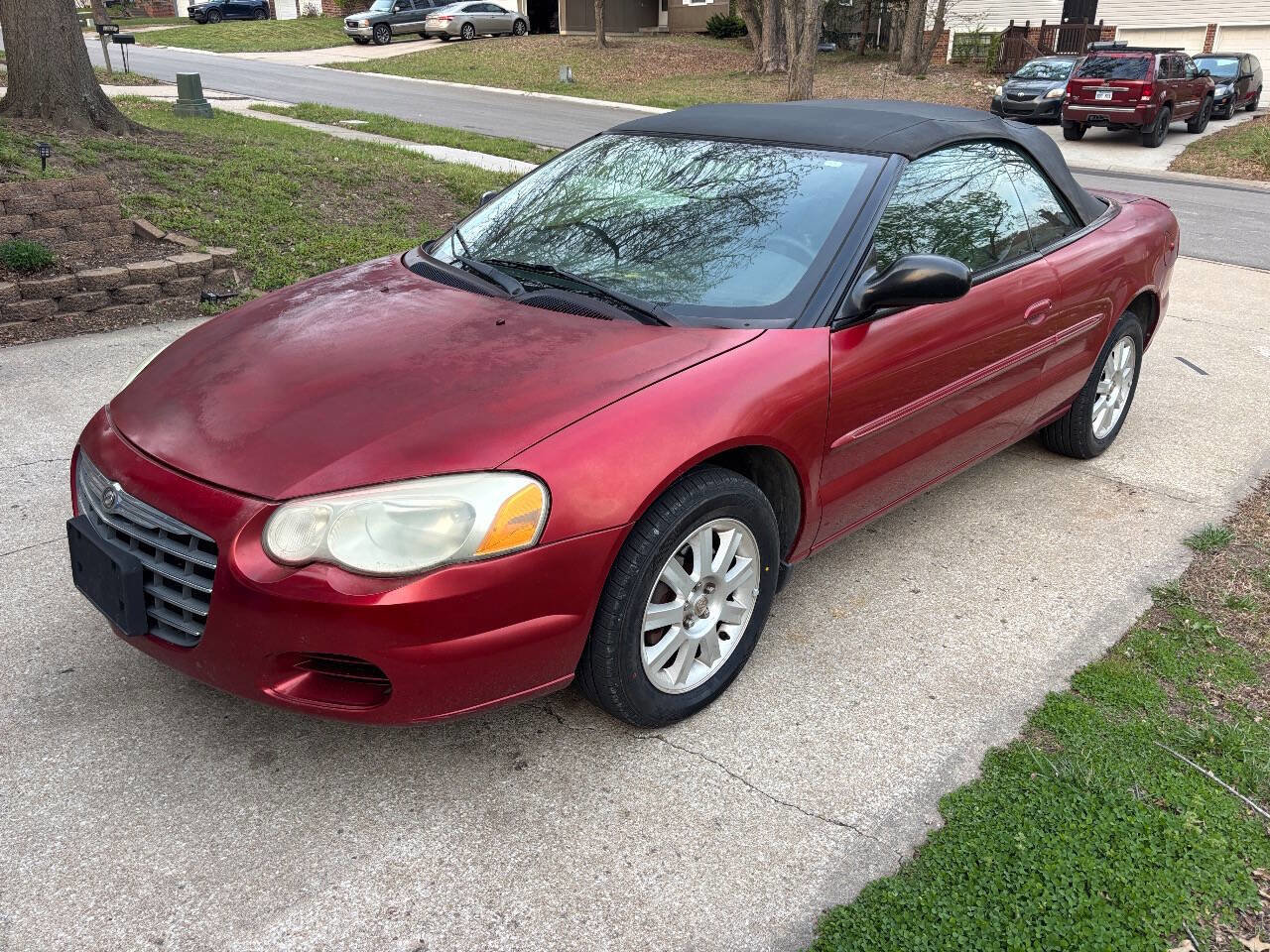 Used 2004 Chrysler Sebring GTC image 12