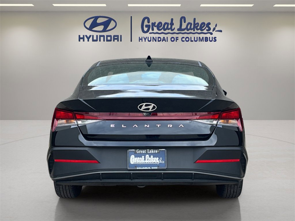 Certified 2024 Hyundai Elantra SEL image 4