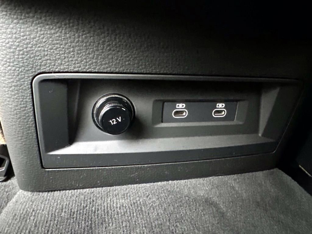 Certified 2025 Audi Q8 Premium Plus w/ Premium Plus Package image 33