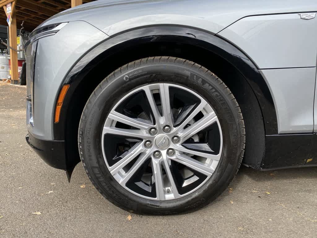 Certified 2024 Cadillac Lyriq Tech AWD/4WD image 12