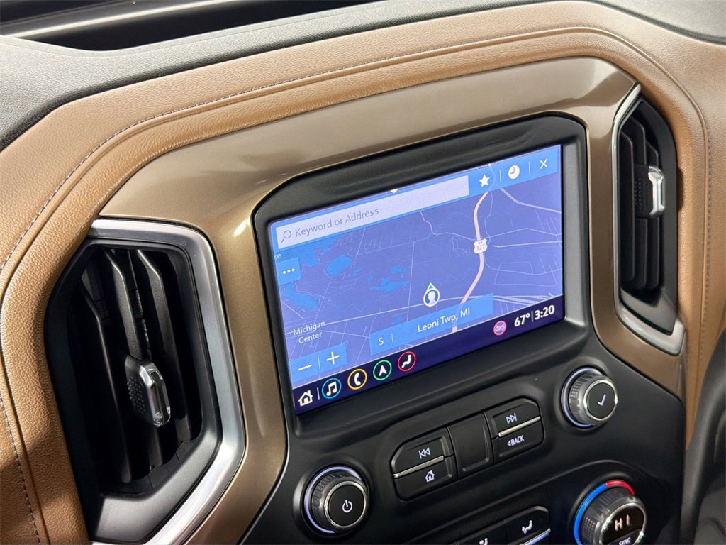 Used 2019 Chevrolet Silverado 1500 High Country image 14