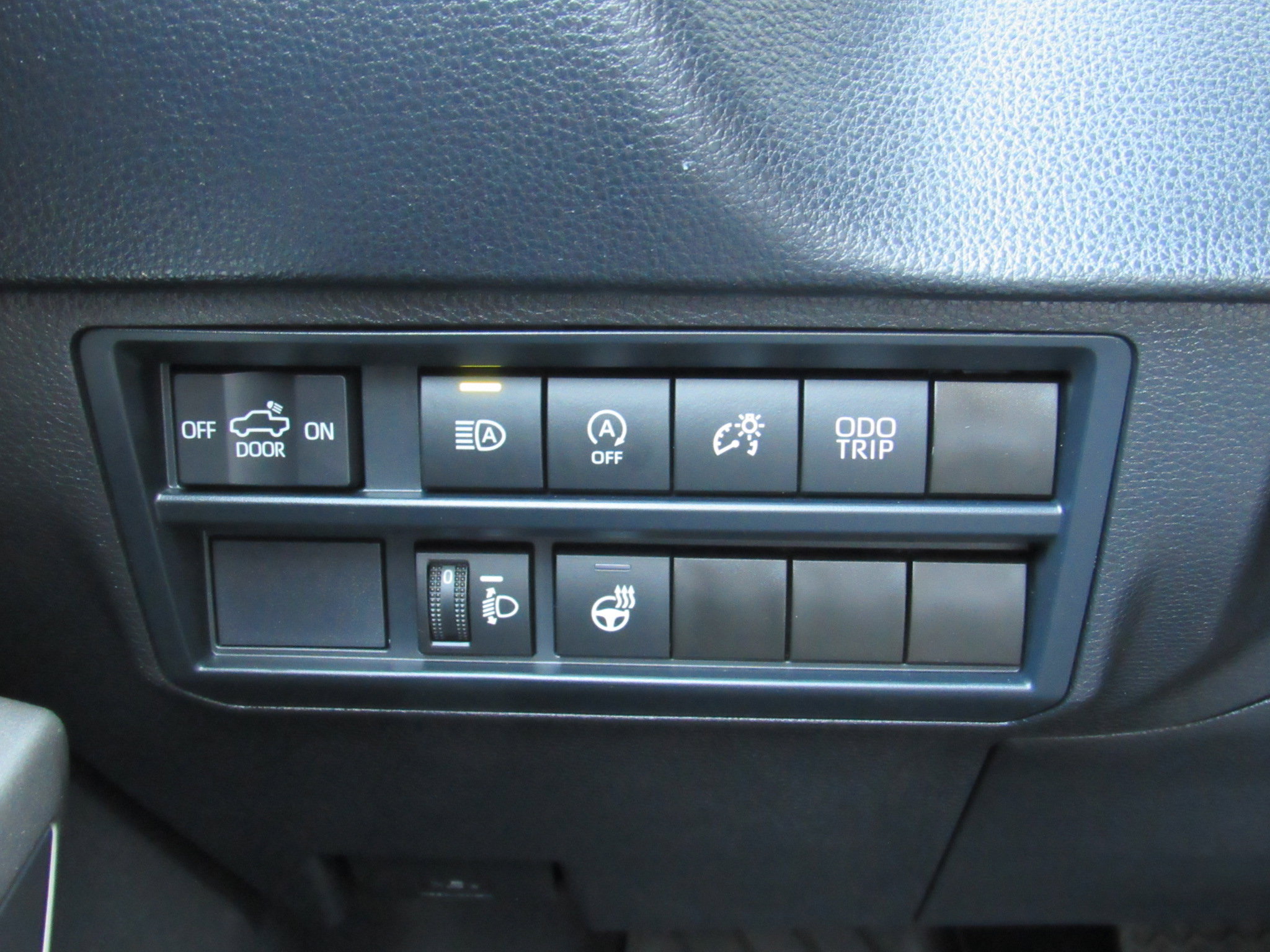 Used 2024 Toyota Tundra SR5 w/ SR5 Premium Package AWD/4WD image 20