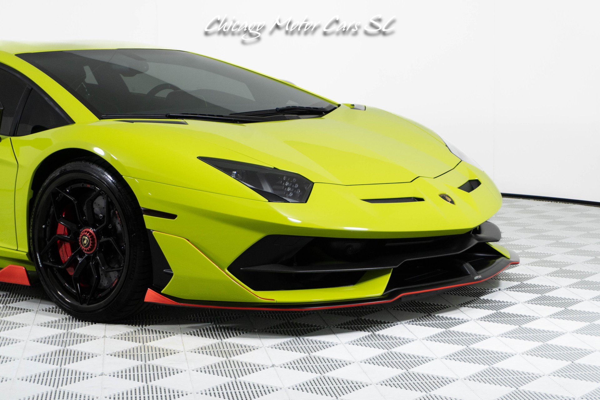 Used 2019 Lamborghini Aventador SVJ AWD/4WD image 12