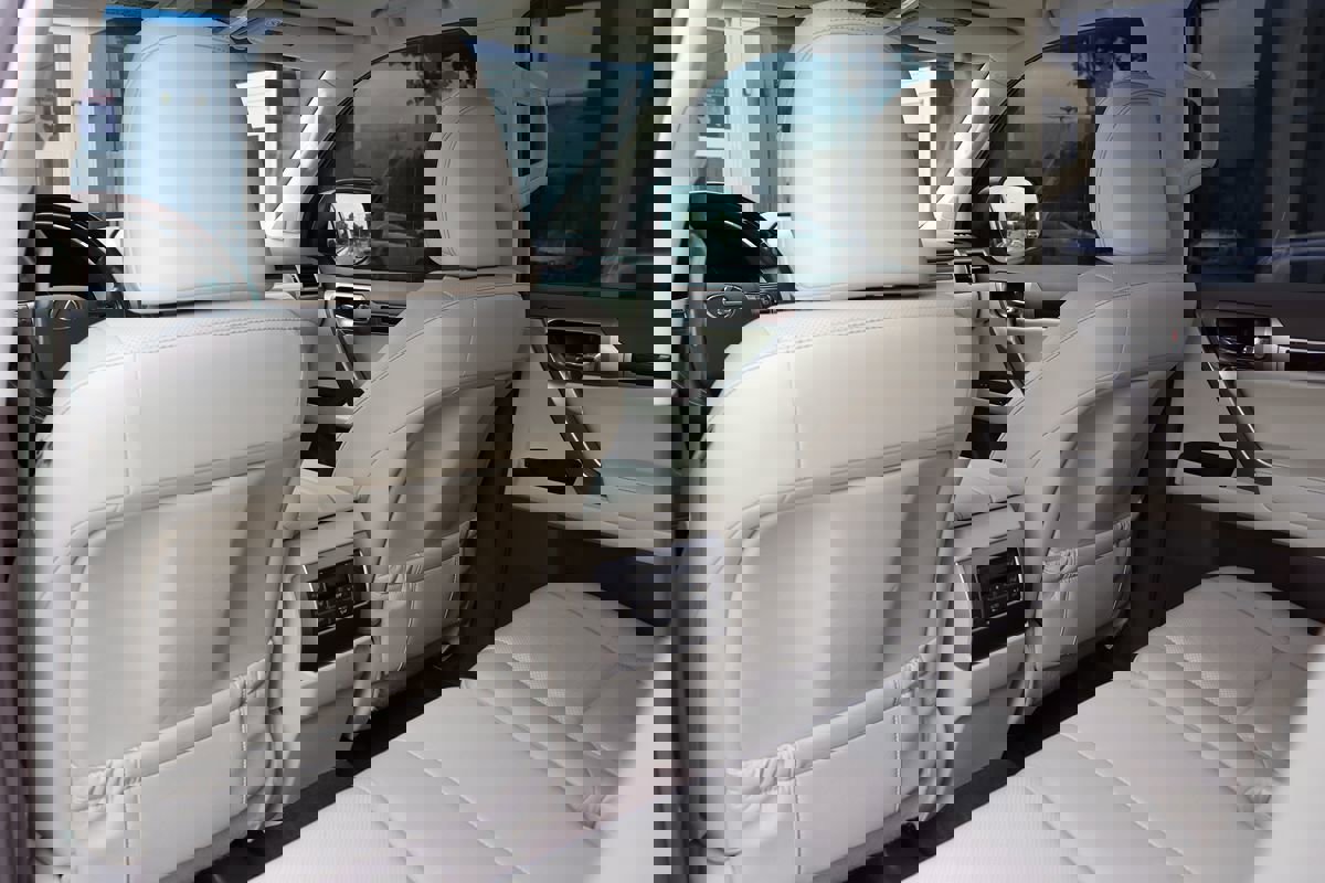 Used 2017 Lexus GX 460 Premium image 35