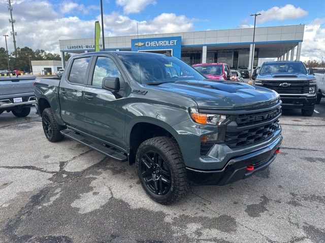 New 2026 Chevrolet Silverado 1500 Custom Trail Boss w/ LPO, Dark Essentials Package image 1