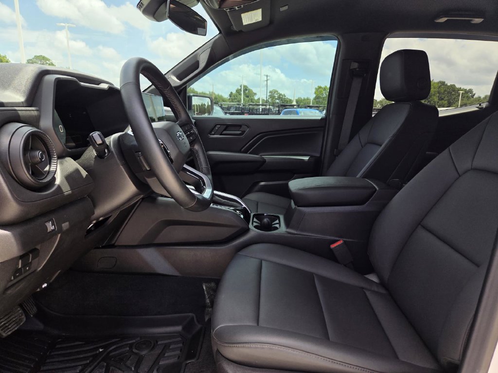 Used 2026 Chevrolet Colorado Trail Boss AWD/4WD image 12