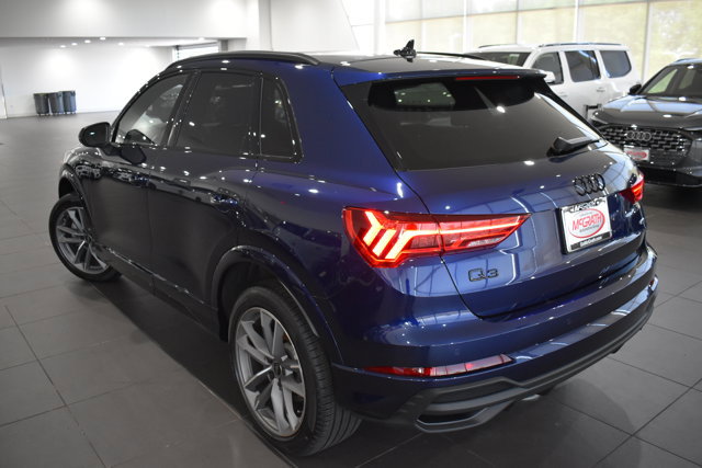 Used 2025 Audi Q3 2.0T Premium w/ Convenience Package AWD/4WD image 5