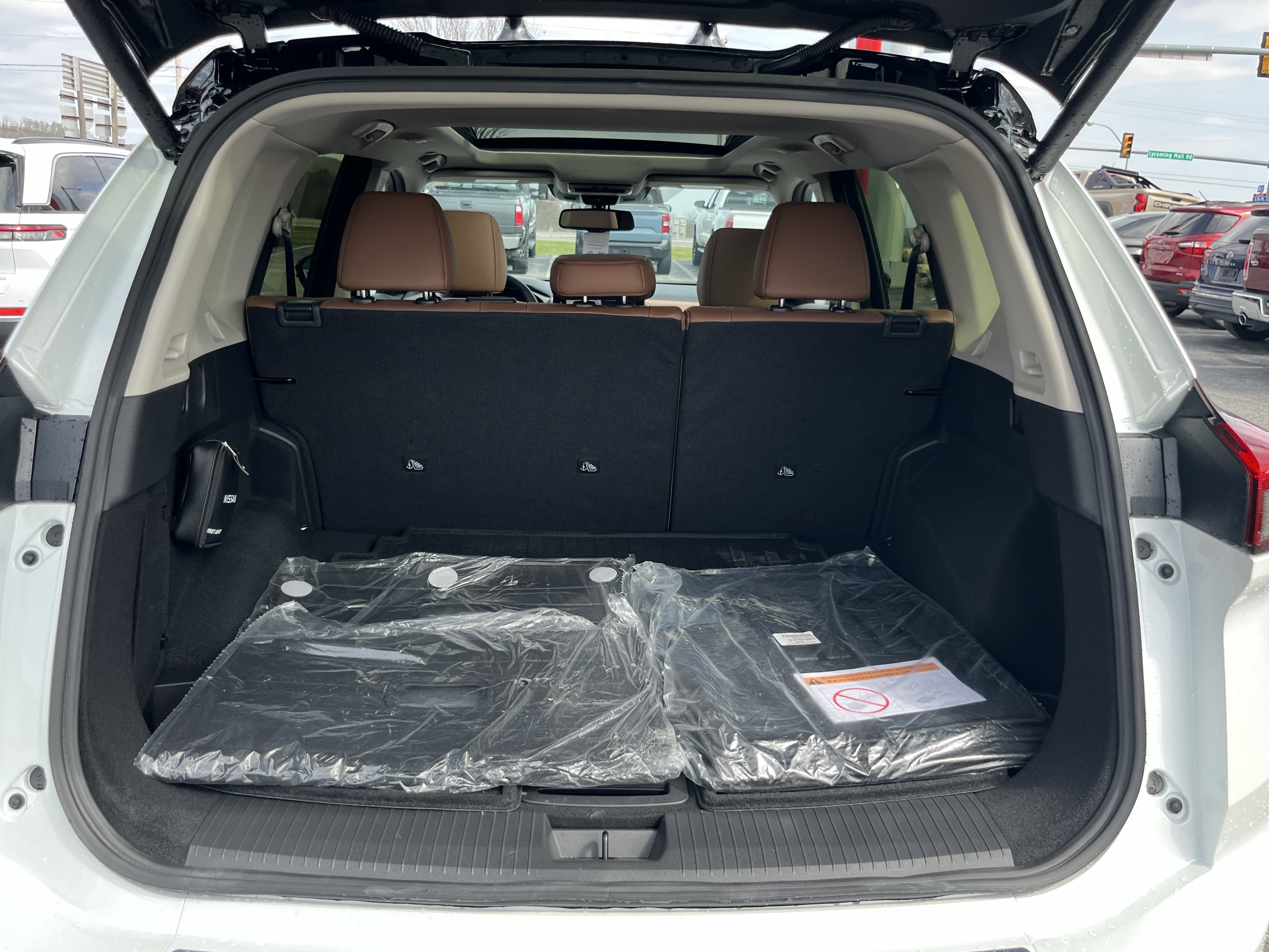 New 2026 Nissan Rogue Platinum w/ Tech Package image 6