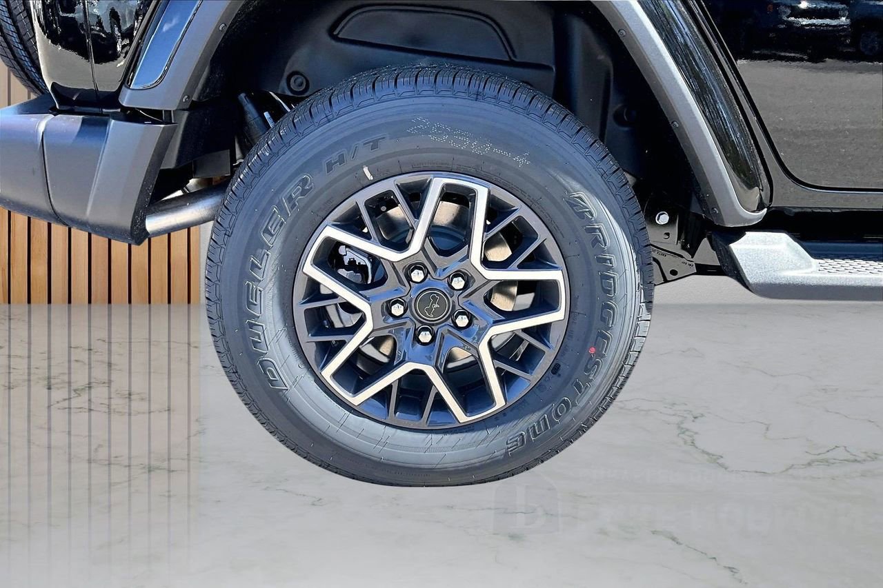 New 2026 Jeep Wrangler Sahara AWD/4WD image 35