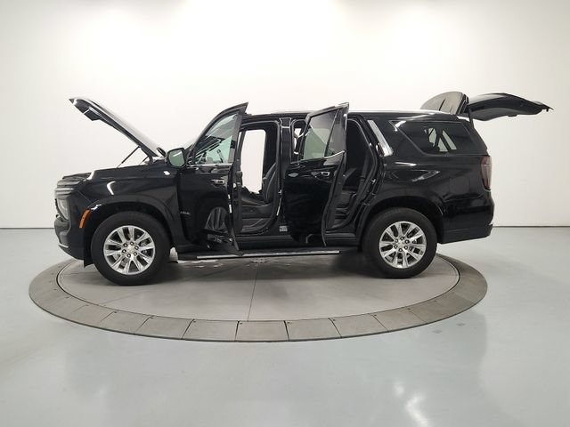 Used 2025 Chevrolet Tahoe Premier RWD image 12