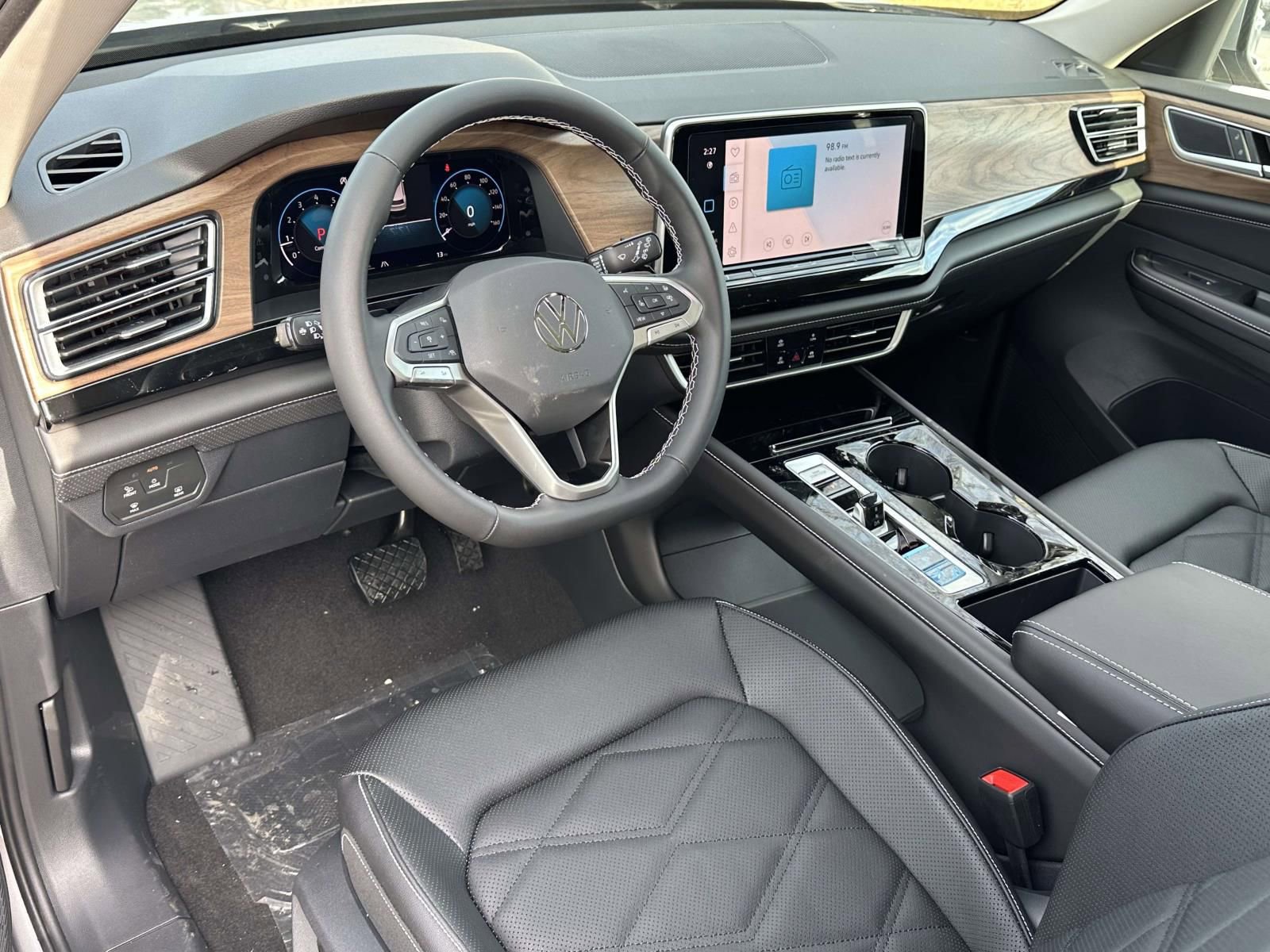 New 2026 Volkswagen Atlas SE image 10