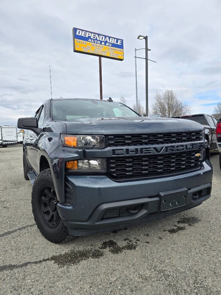 Used 2020 Chevrolet Silverado 1500 Custom w/ Custom 2.7L Value Package AWD/4WD image 1
