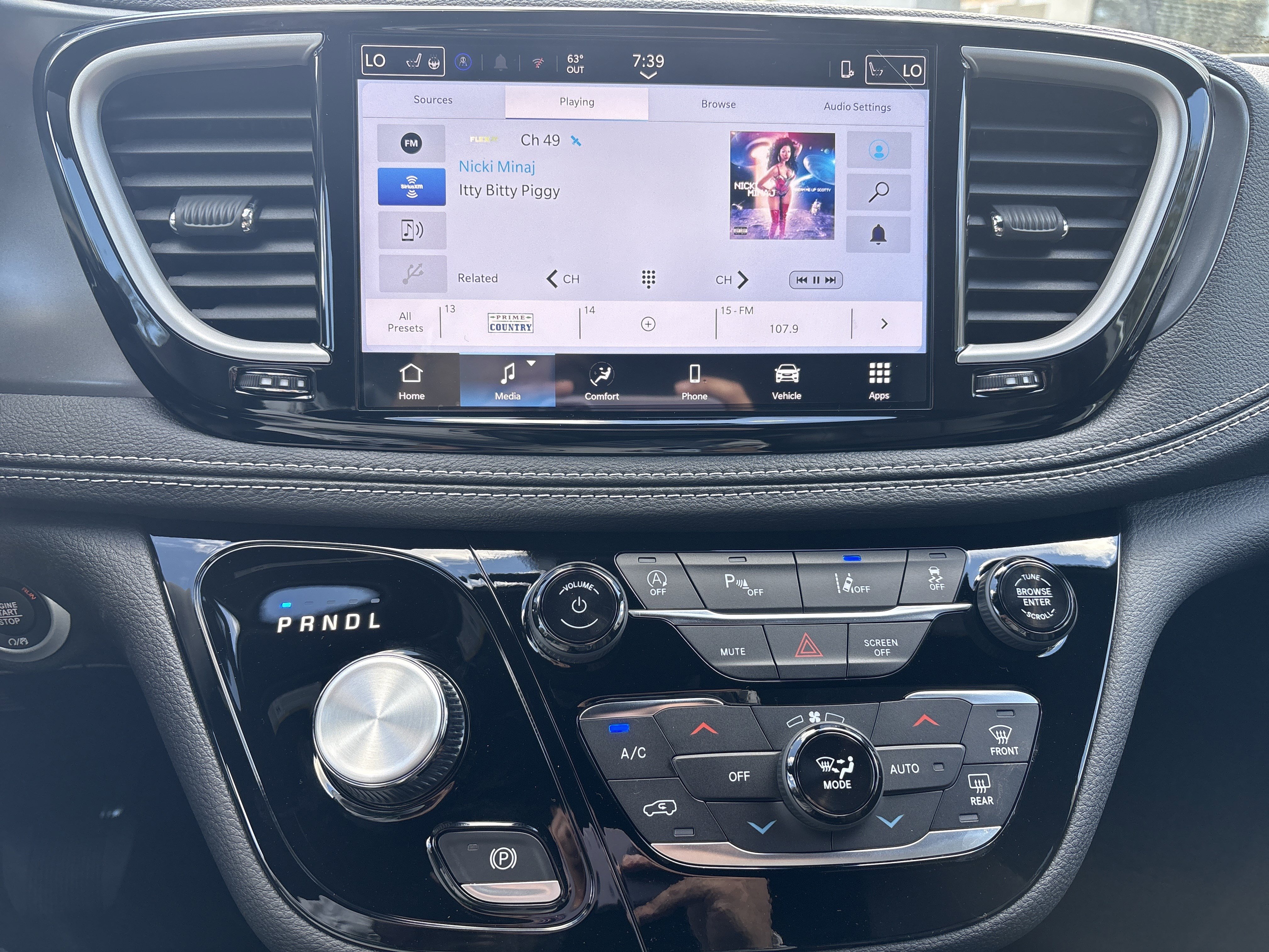 New 2026 Chrysler Pacifica Select image 29