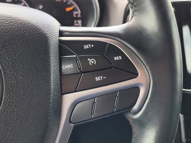 Used 2019 Jeep Grand Cherokee Altitude image 19
