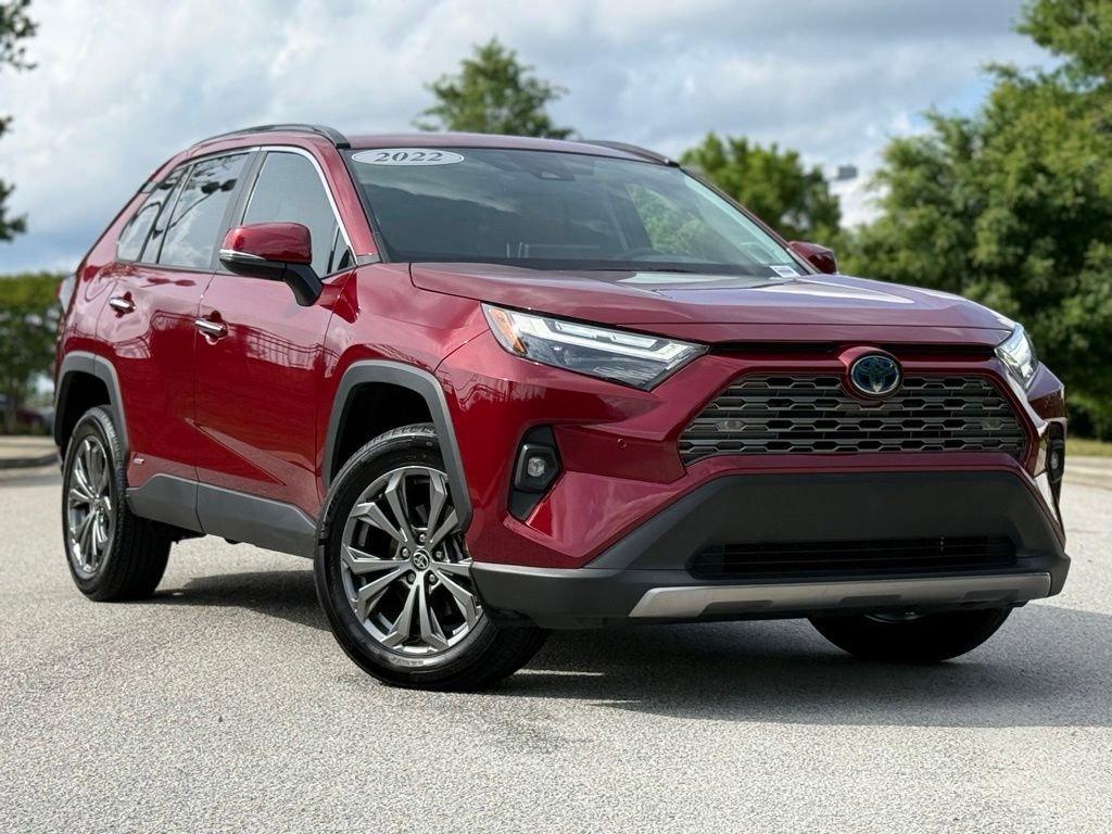 Used 2022 Toyota RAV4 Limited AWD/4WD image 2