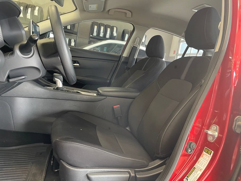 Certified 2025 Nissan Sentra SV FWD image 10