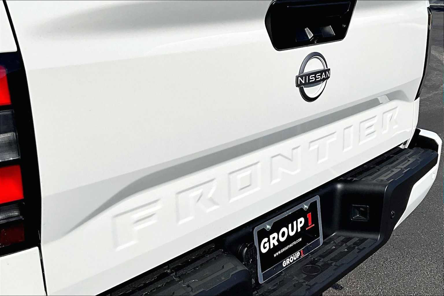 New 2026 Nissan Frontier SV image 15