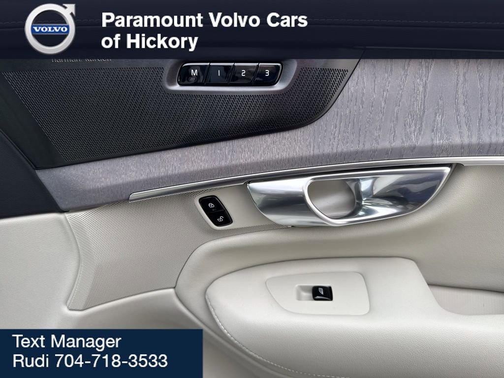New 2026 Volvo XC90 B6 Ultra w/ Protection Package image 42