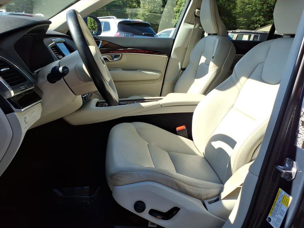 Used 2019 Volvo XC90 T6 Momentum w/ Advanced Package image 8