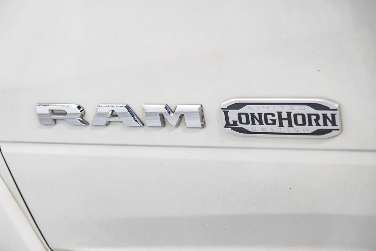 Used 2022 RAM 3500 Limited AWD/4WD image 59