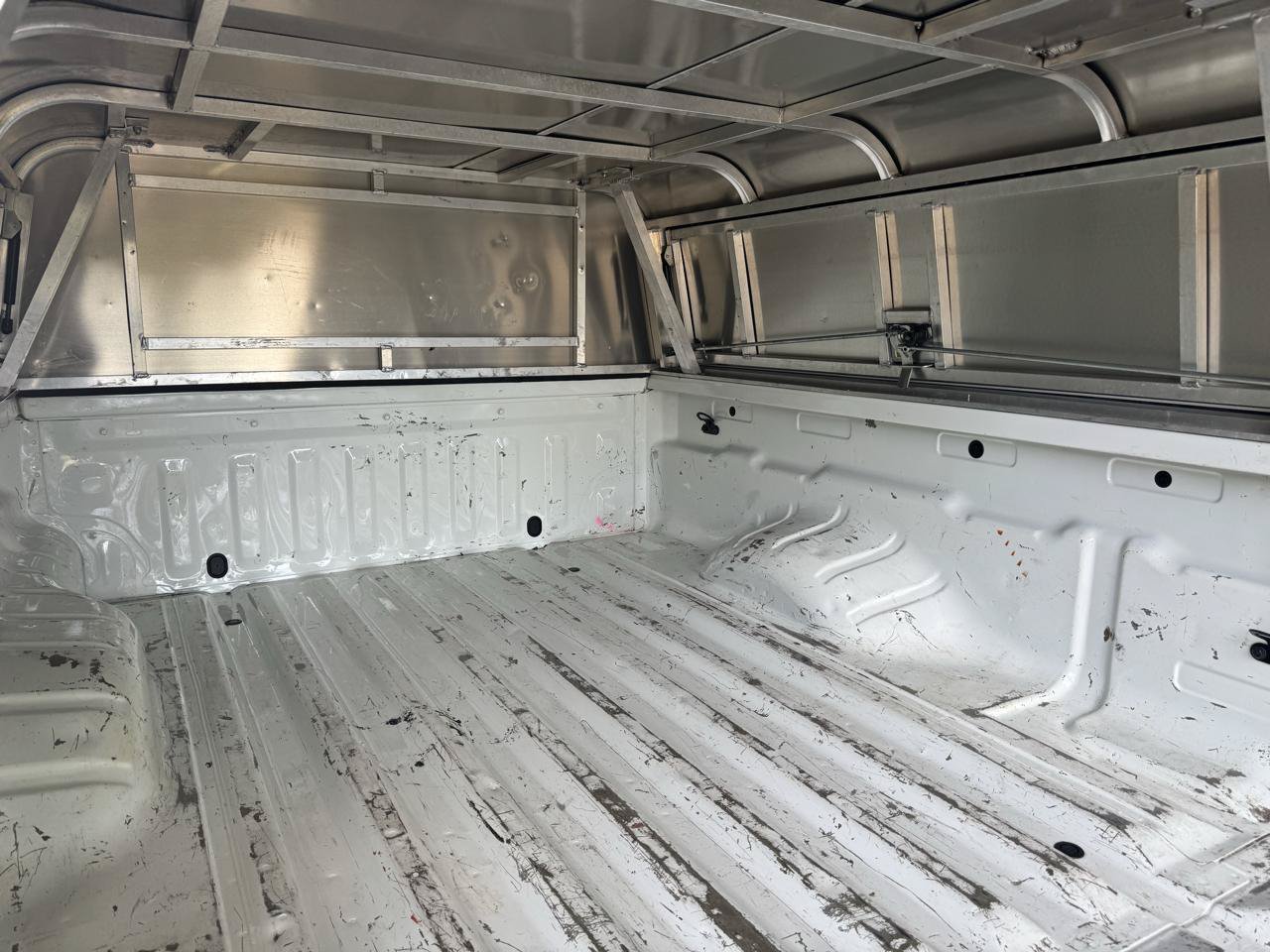 Used 2017 Nissan Frontier S RWD image 32