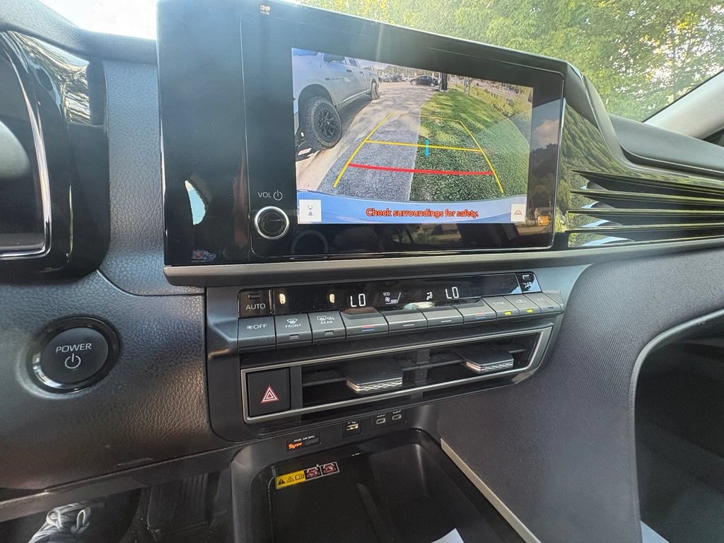 Used 2025 Toyota Camry LE FWD image 21