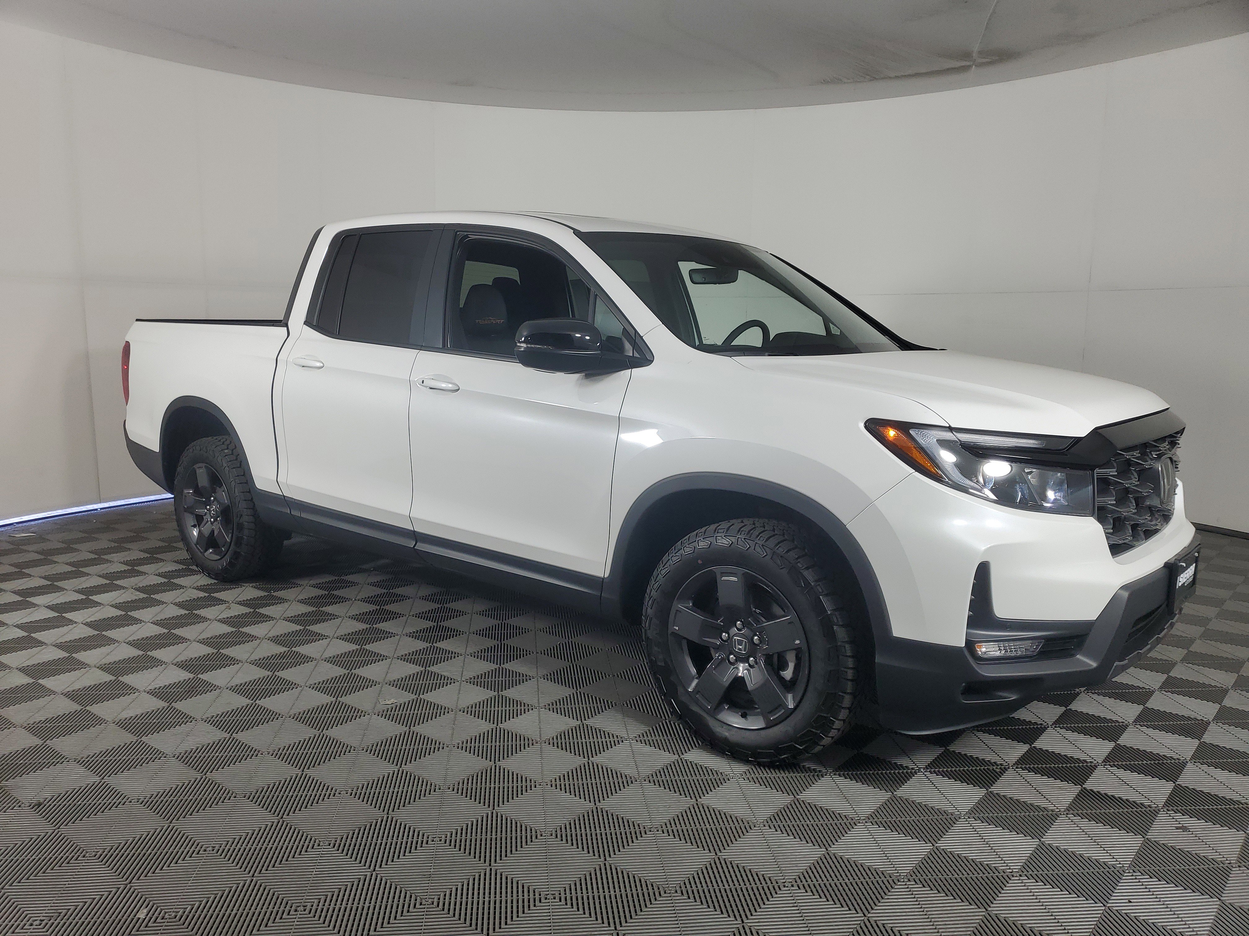 New 2026 Honda Ridgeline TrailSport image 2