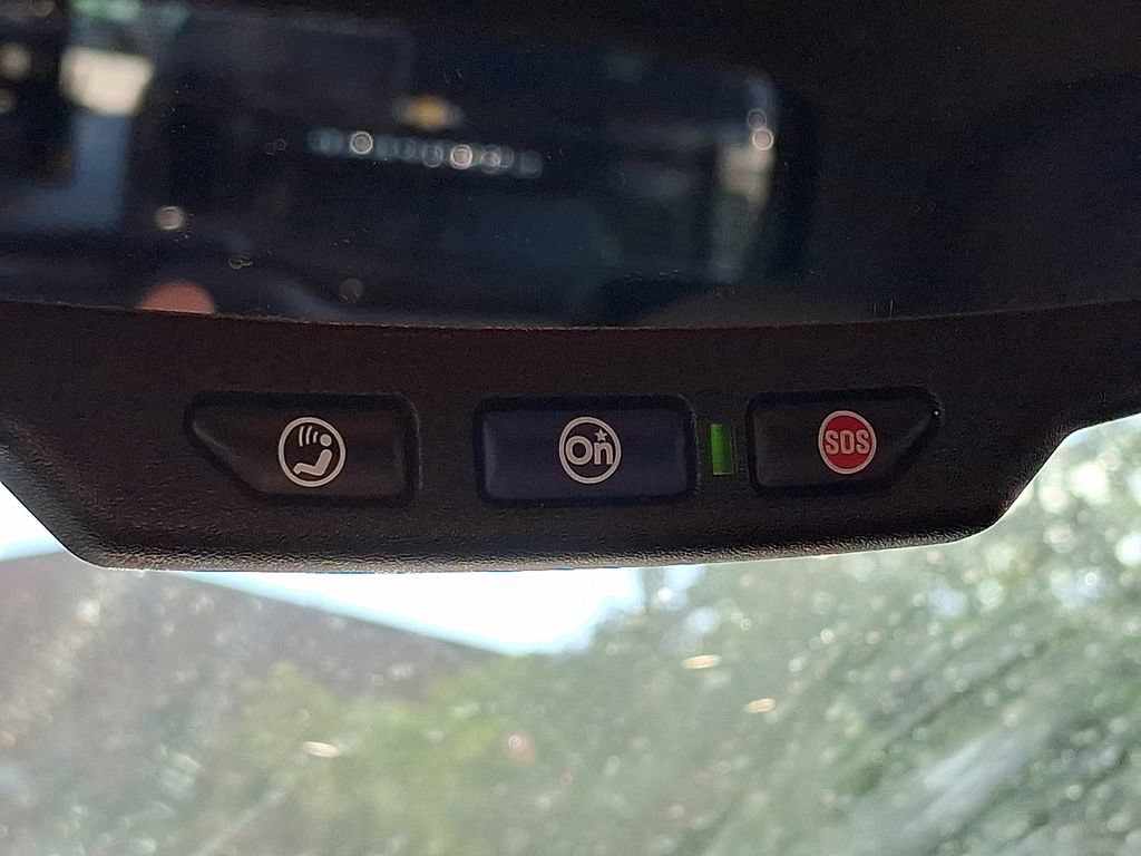 Used 2019 Buick Encore Sport Touring AWD/4WD image 25